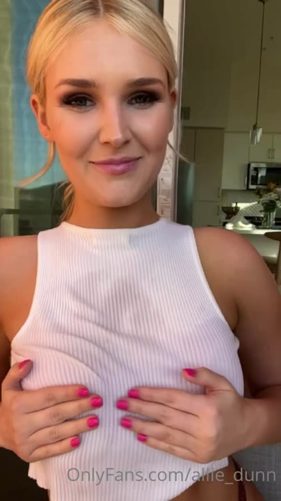 sexy Allie Dunnplays with her big tits