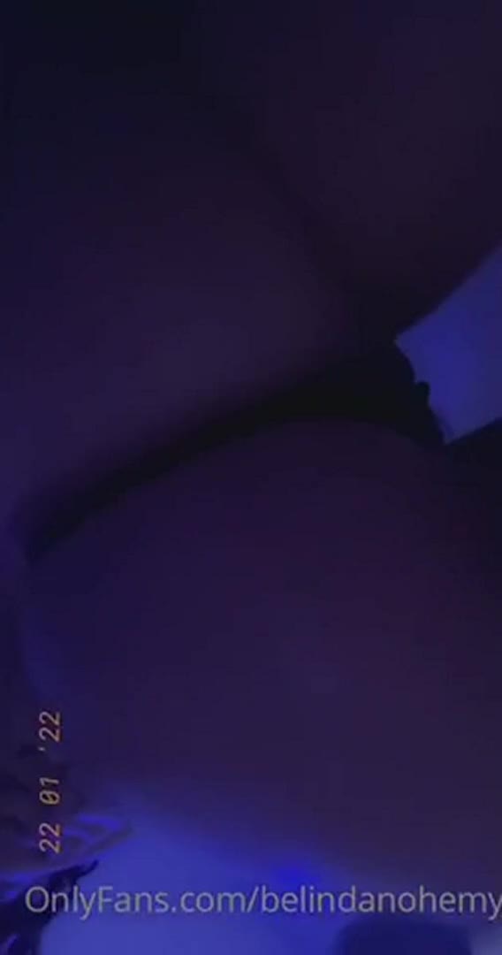 Belindanohemy shakes her ass and shows off her pussy