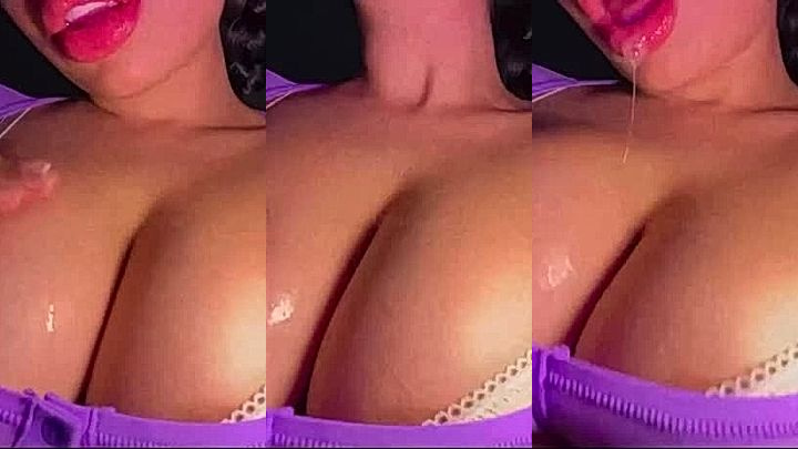Ginasavagex shaking her Big Tits leaked onlyfans video