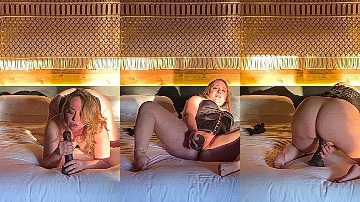Remy LaCroix leaked hot bedroom pussy fun with sextoy for fans